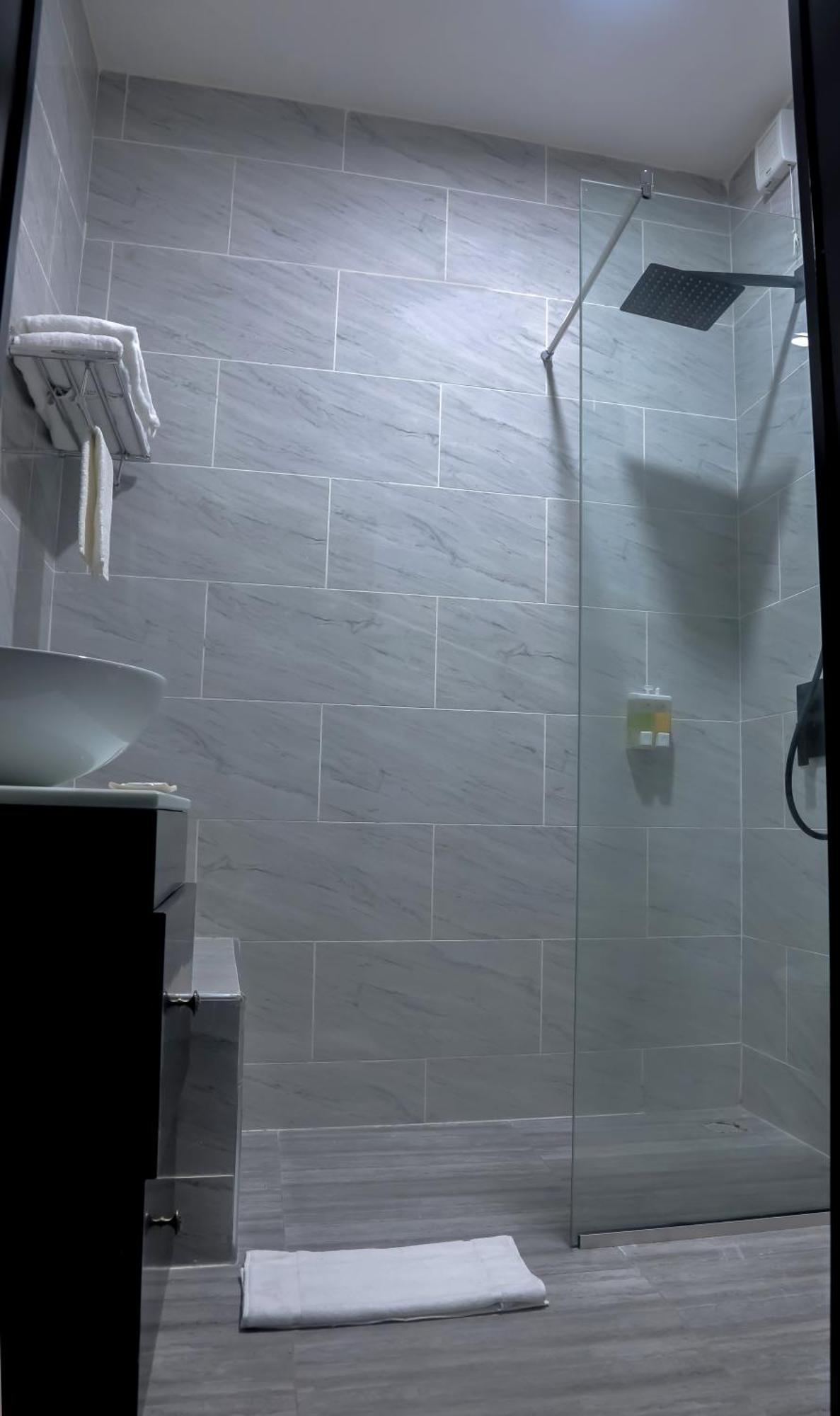 Bon Hotel Ikeja Residence Экстерьер фото